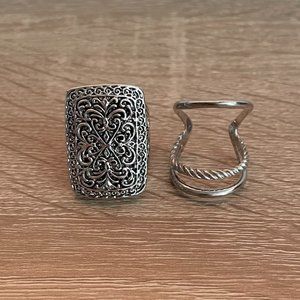 Cocktail rings, lot of two